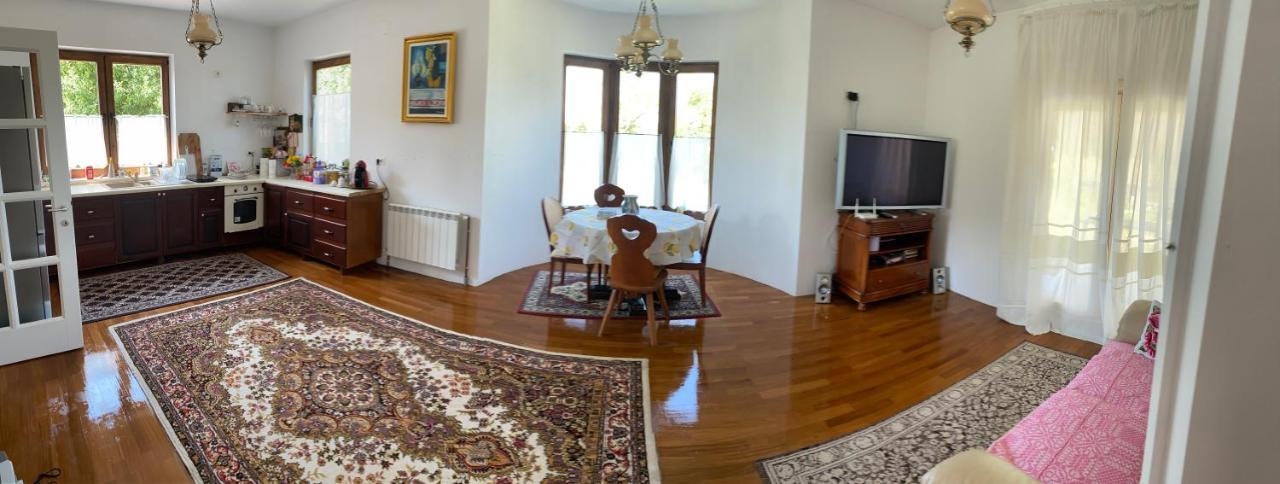 فيلا Casa Dea Gladna Montana المظهر الخارجي الصورة